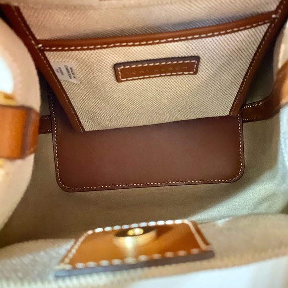 SOLD🆕NEW🤍☘️Tory Burch Blake canvas Bucket Bag/satchel bag/crossbody bay - Picture 9 of 10